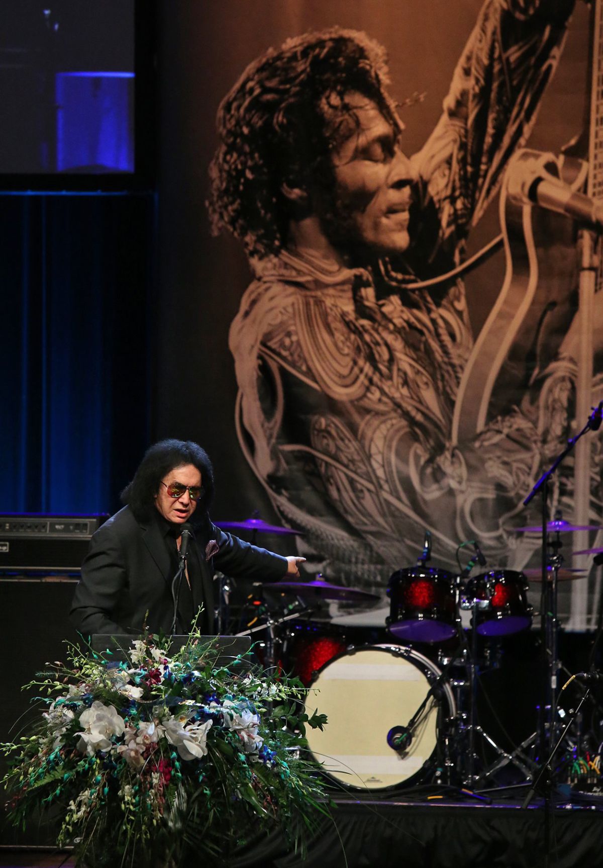Fans converge on the Pageant for Chuck Berry Memorial